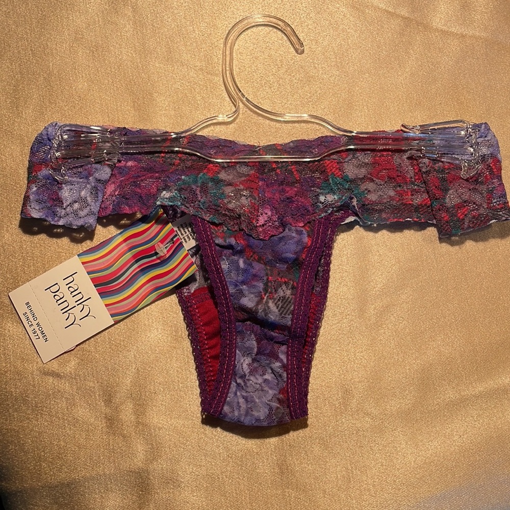 Hanky Panky one size low V see model for style fit in photos